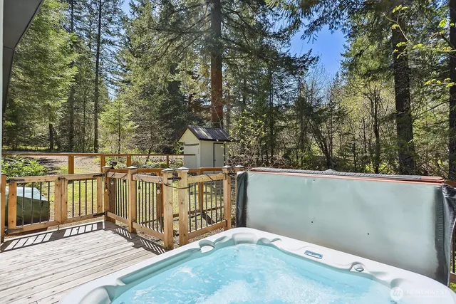 $329,900 | 51 Foster Road, Carson, WA 98610