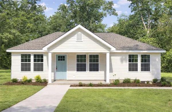 $210,000 | 420 Greenleaf Street, Blackshear, GA 31516