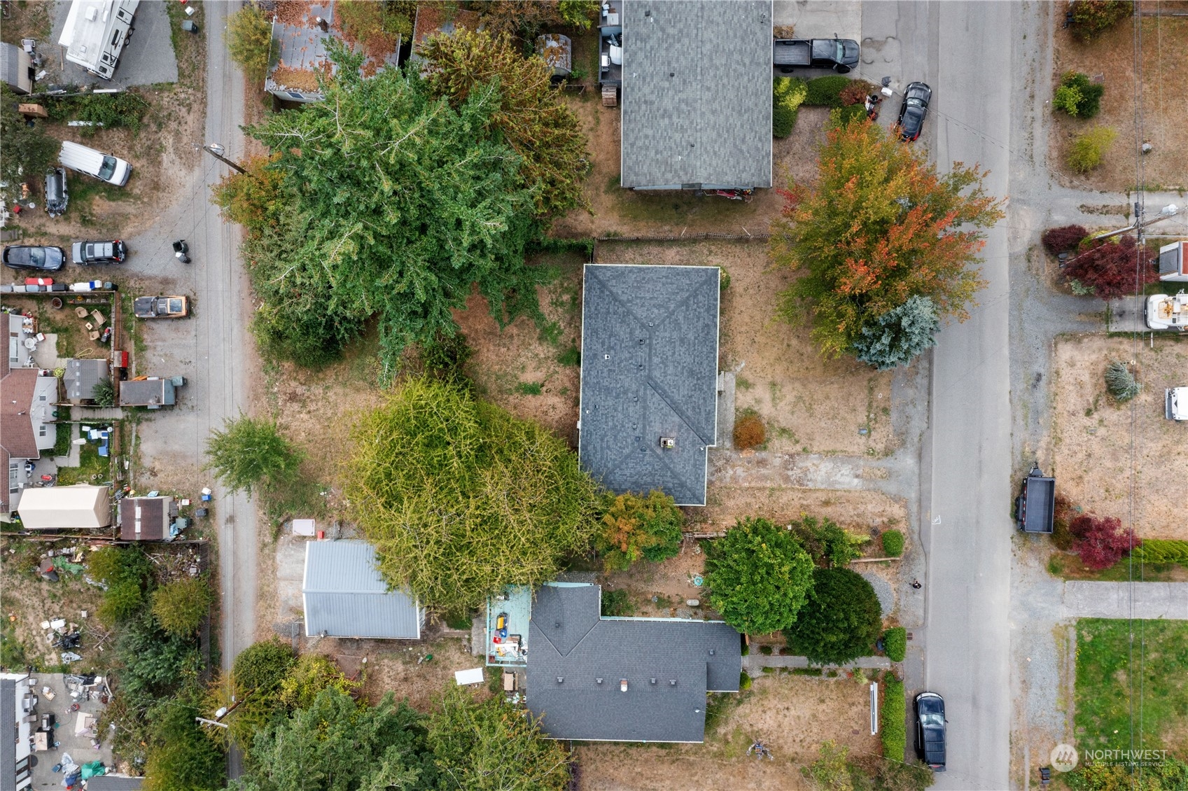 6215 Rockefeller Avenue Everett, WA 98203 - Photo 36 of 36 an aerial view of a house with outdoor space