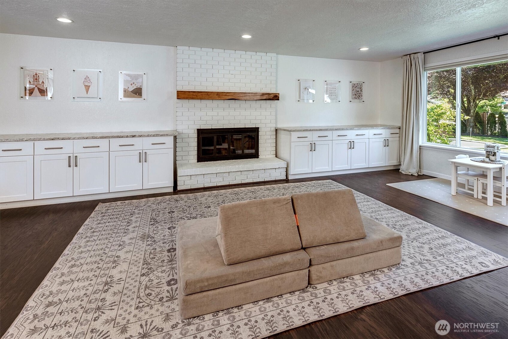 14137 150th Place Southeast Renton, WA 98059 - Photo 6 of 36 Gallery Image 6