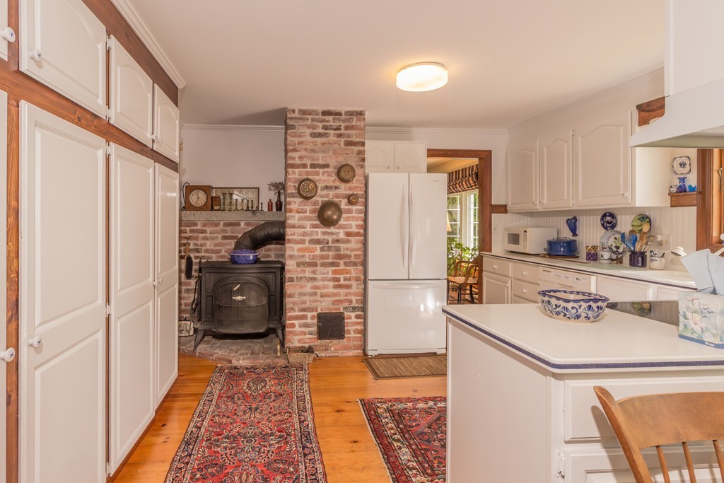 209 Stowell Road Ashburnham, MA 01430 - Photo 5 of 30