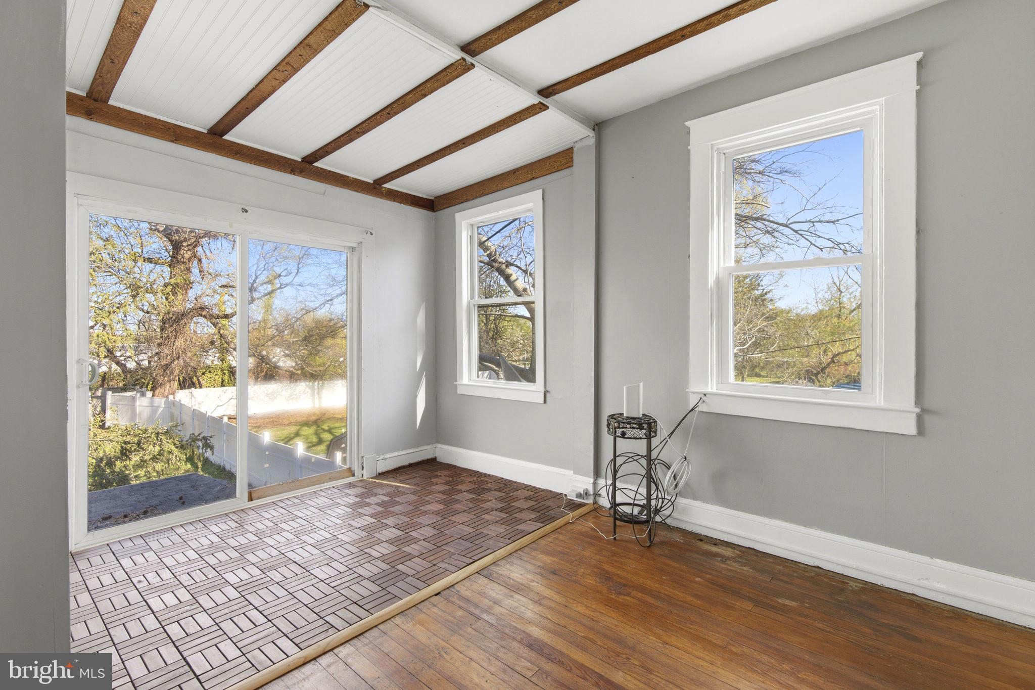6421 Cedonia Avenue Baltimore, MD 21206 - Photo 12 of 30