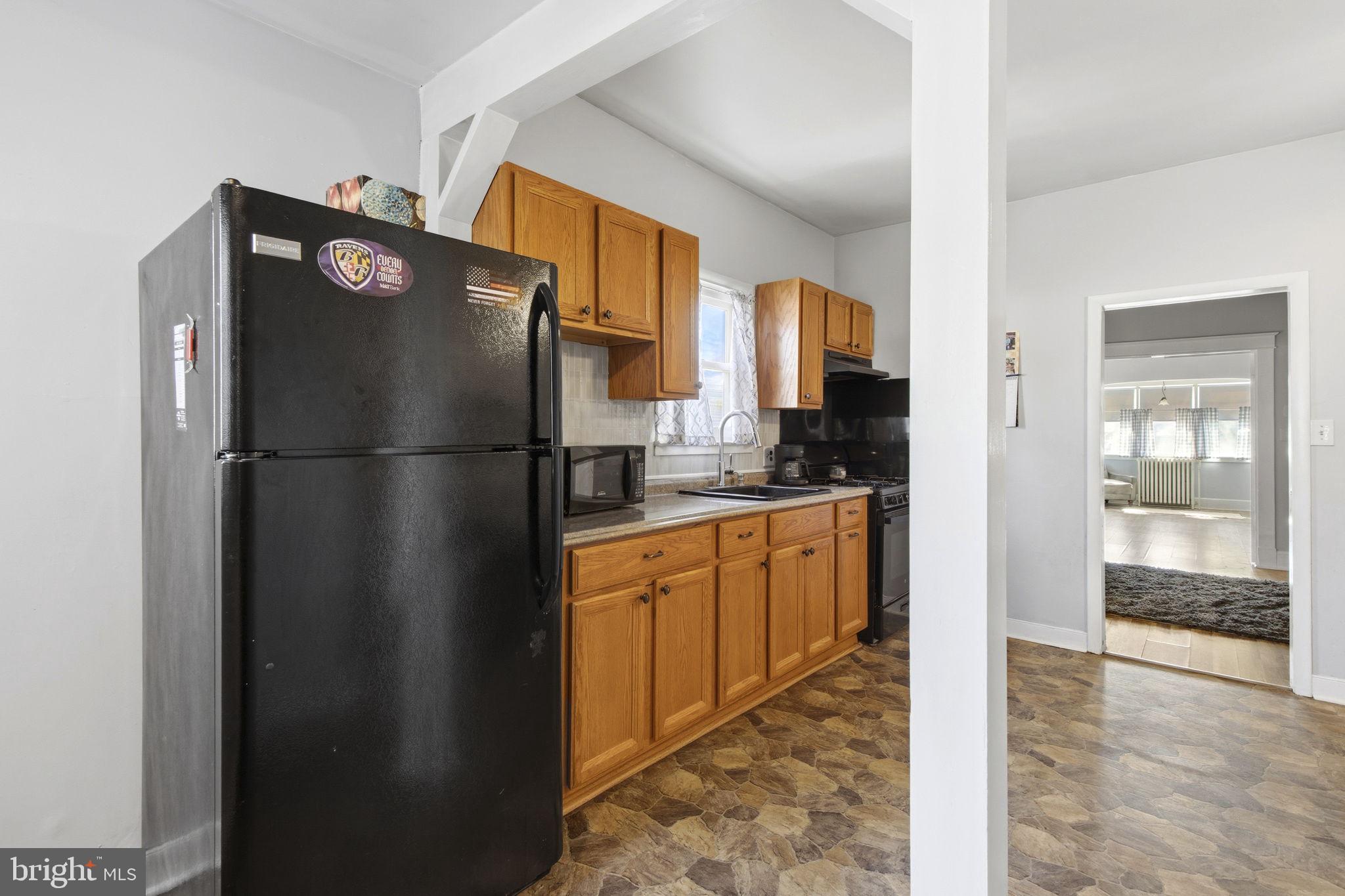 6421 Cedonia Avenue Baltimore, MD 21206 - Photo 9 of 30