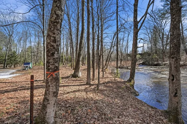 $350,000 | 5 Torrey Street, Easthampton, MA 01027