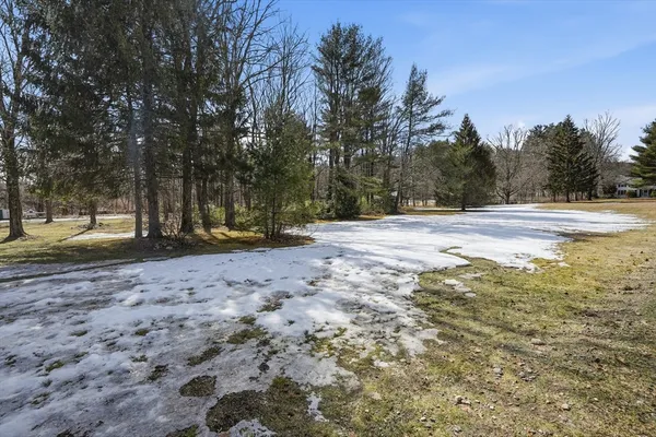 $350,000 | 5 Torrey Street, Easthampton, MA 01027