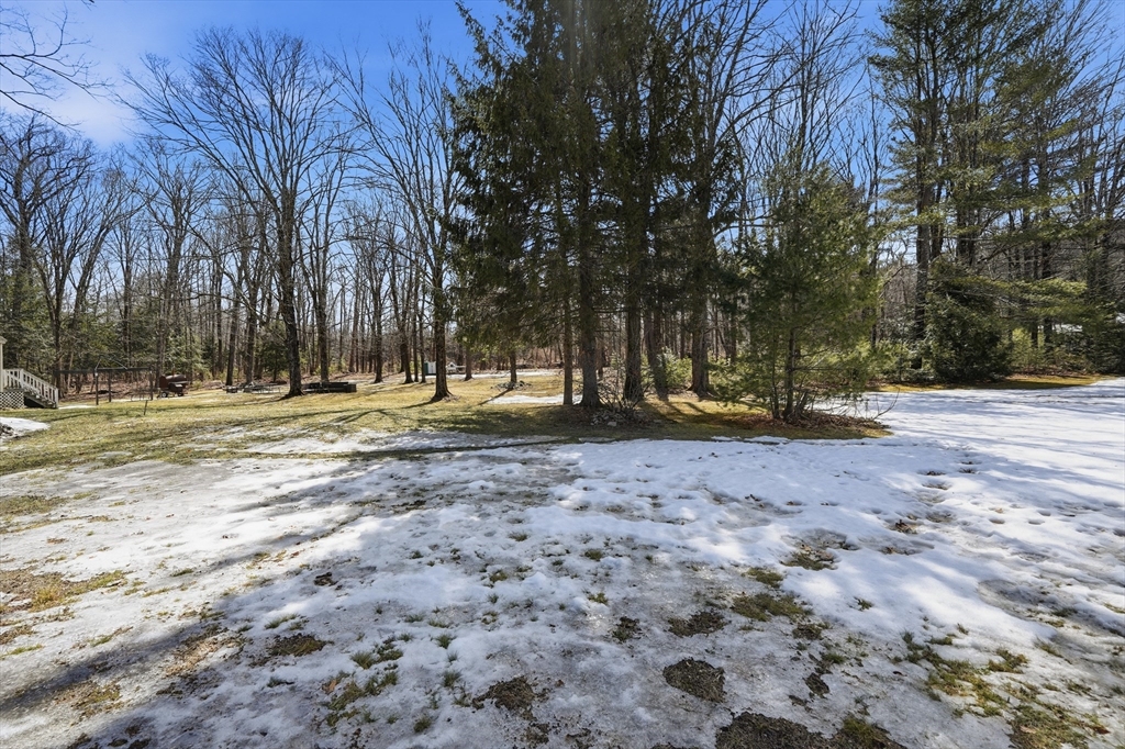 5 Torrey Street Easthampton, MA 01027 - Photo 33 of 36