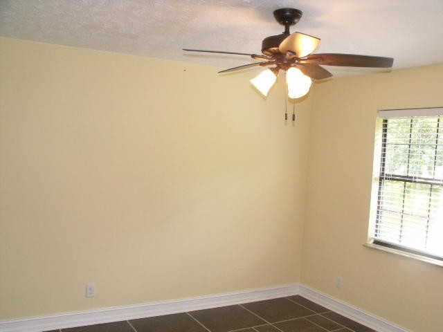 119 Beaver Road Vonore, TN 37885 - Photo 13 of 21 Gallery Image 13