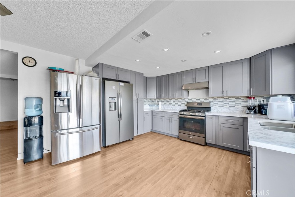 2111 Whitestone Drive Riverside, CA 92506 - Photo 14 of 48