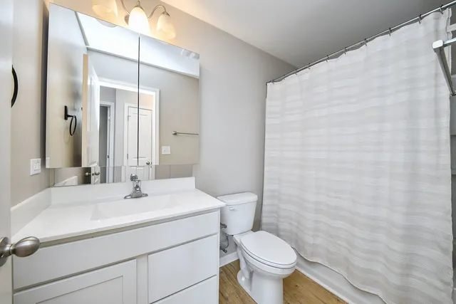 $2,800 | 2480 BELLA Drive, Pingree Grove, IL 60140