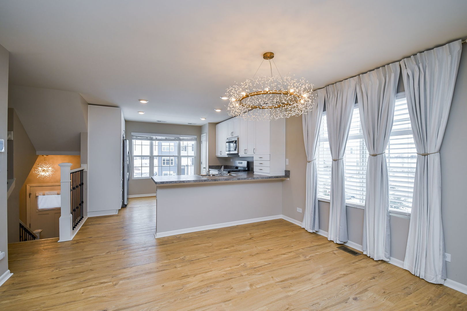 2480 BELLA Drive Pingree Grove, IL 60140 - Photo 2 of 14