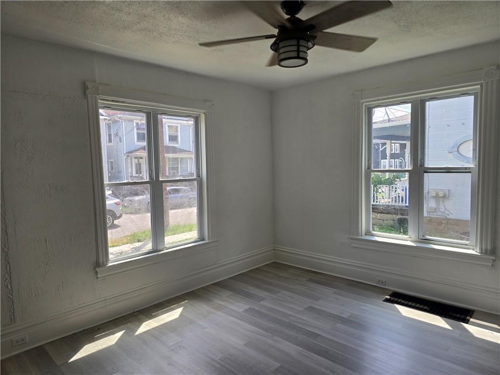 408 West New Castle Street Butler, PA 16001 - Photo 4 of 10