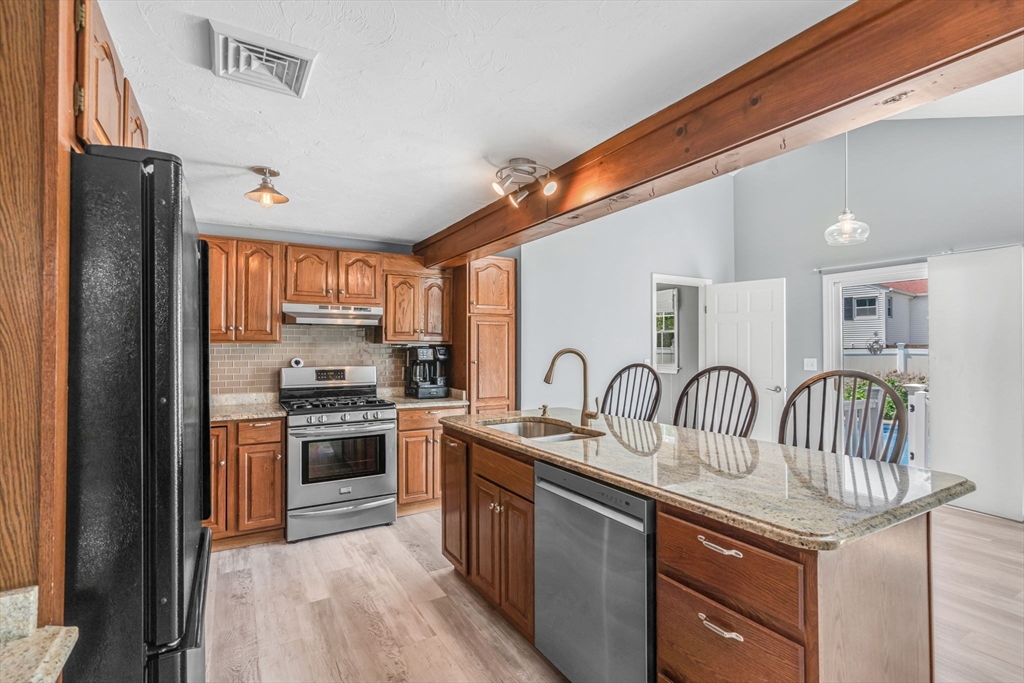 29 Gano Road Marlborough, MA 01752 - Photo 11 of 42 Gallery Image 11