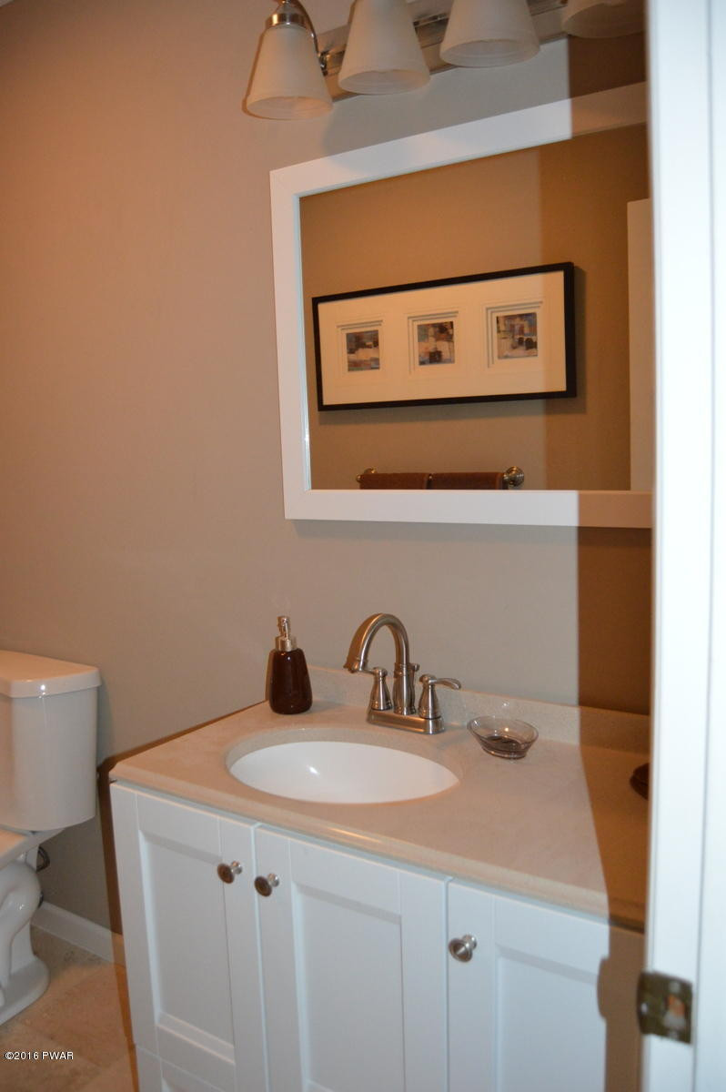 1620 Ridgeview Drive Lake Ariel, PA 18436 - Photo 9 of 16