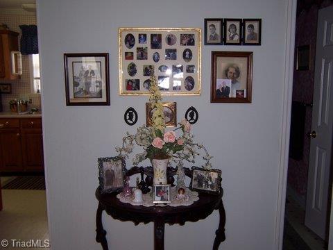 168 Reece Road Winston-Salem, NC 27107 - Photo 6 of 23 So neat and clean!