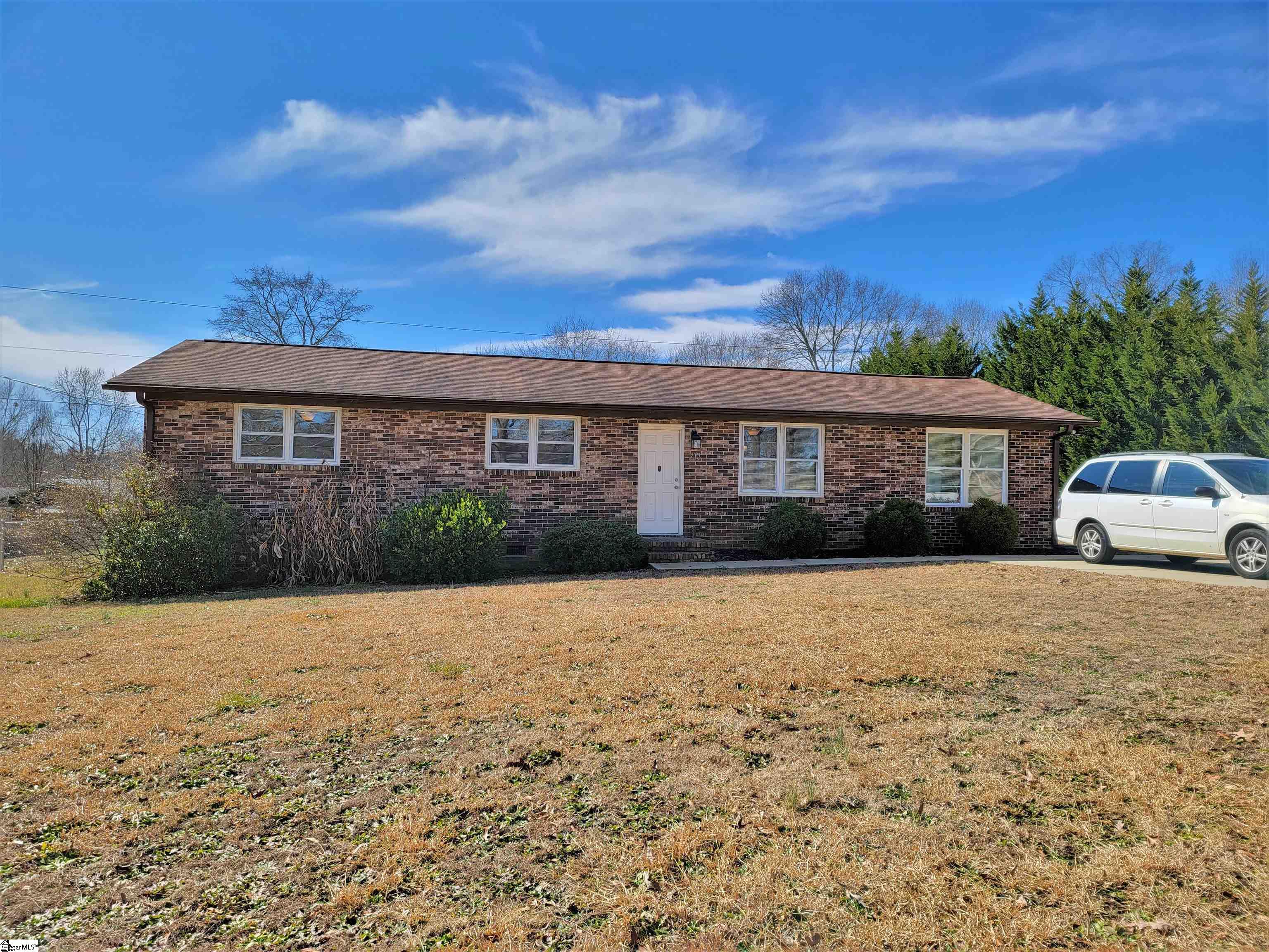 213 Ridgecrest Drive Williamston, SC 29697 - Photo 1 of 20