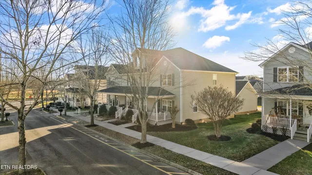 $279,900 | 411 Ashbury Circle, Sweetwater, TN 37874