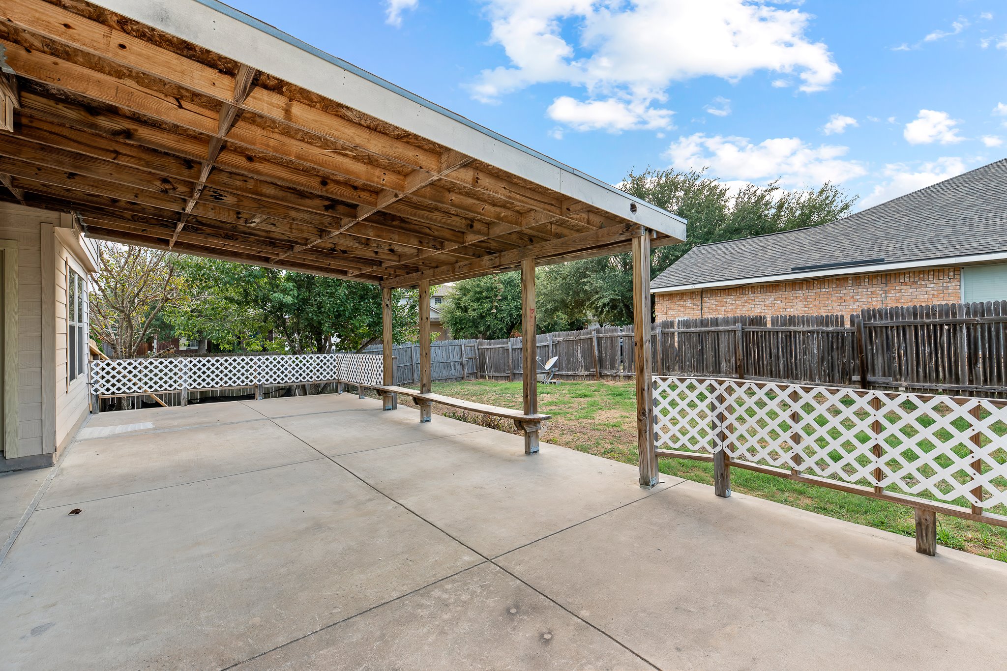 6700 Tulloch Way Austin, TX 78754 - Photo 38 of 39 a view of a backyard
