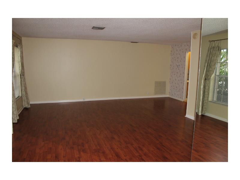 674 Northwest 12th Road Boca Raton, FL 33486 - Photo 13 of 31 Living Room