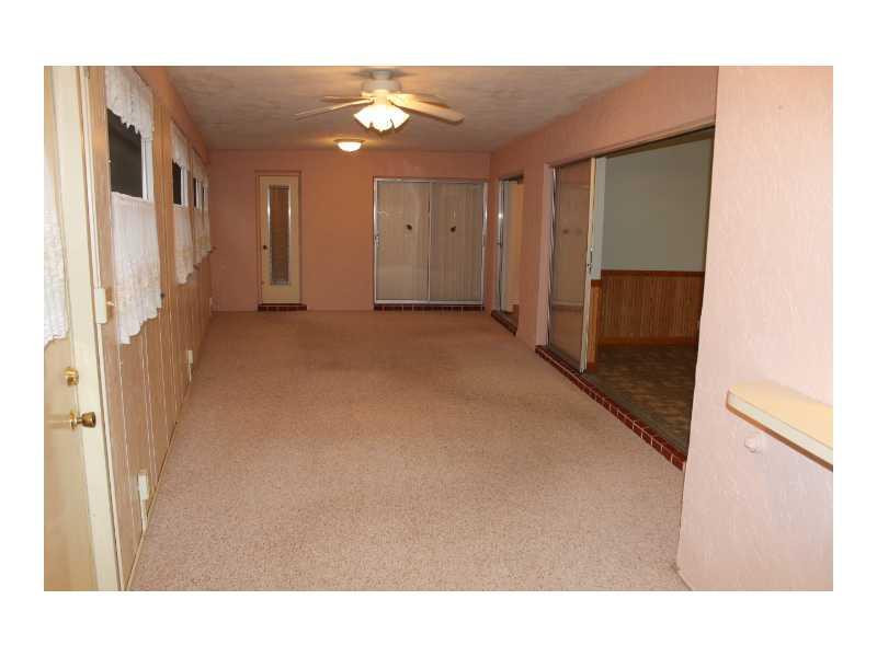 674 Northwest 12th Road Boca Raton, FL 33486 - Photo 17 of 31 Family/Great Room