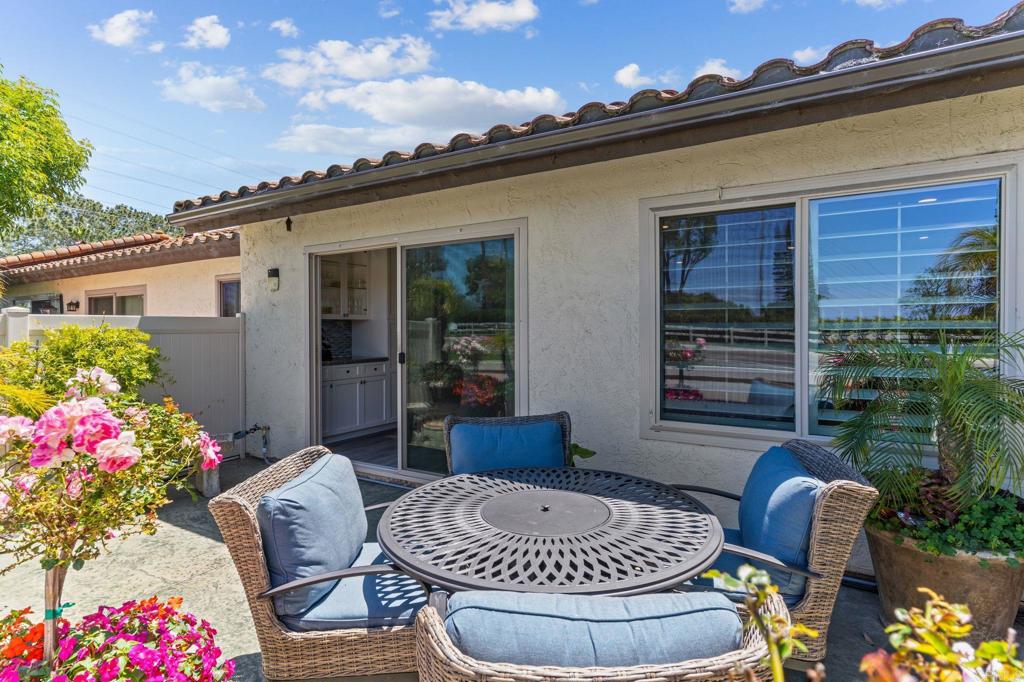 314 Volney Lane Encinitas, CA 92024 - Photo 15 of 28 a view of a patio filled with furniture