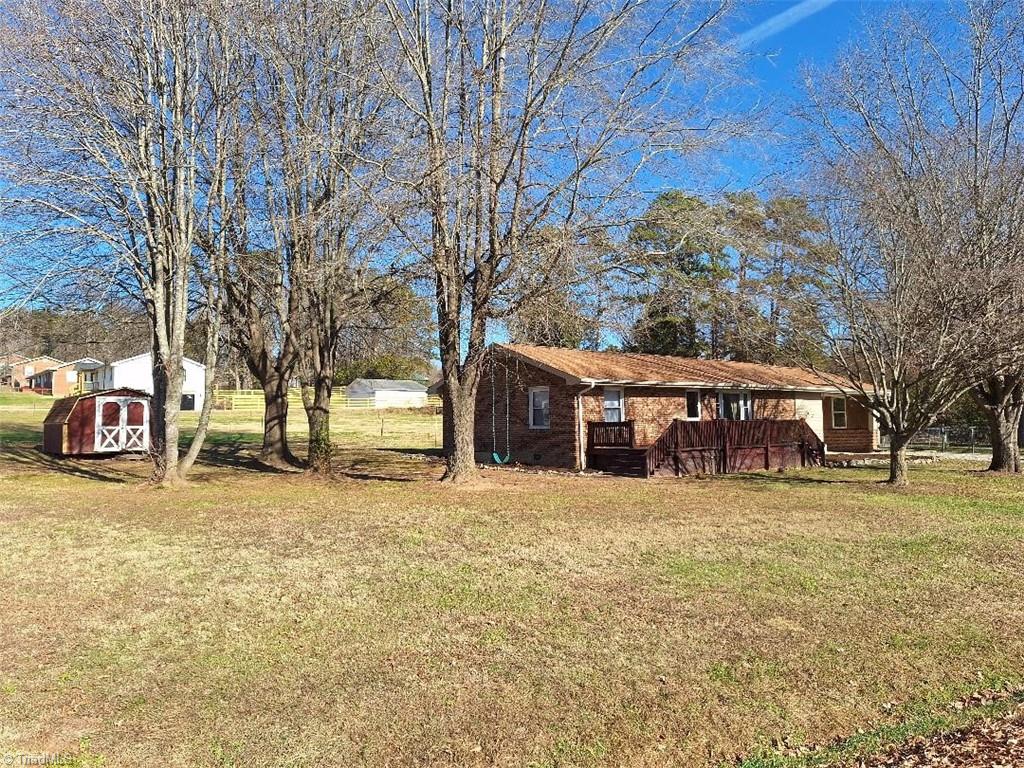 115 Rink Road Winston-Salem, NC 27107 - Photo 8 of 30