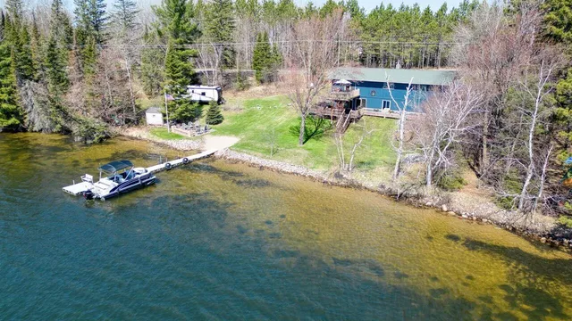 $520,000 | 46040 Highway 65, Nashwauk, MN 55769