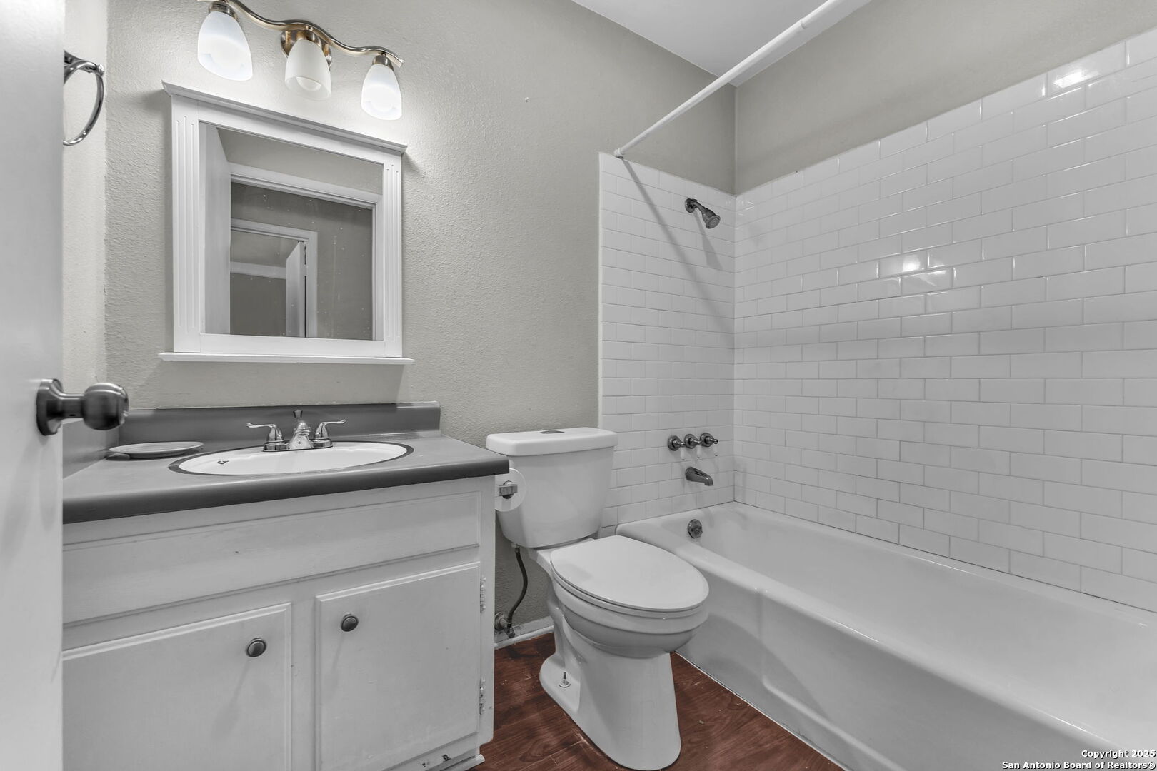 5022 Village Path San Antonio, TX 78218 - Photo 12 of 38