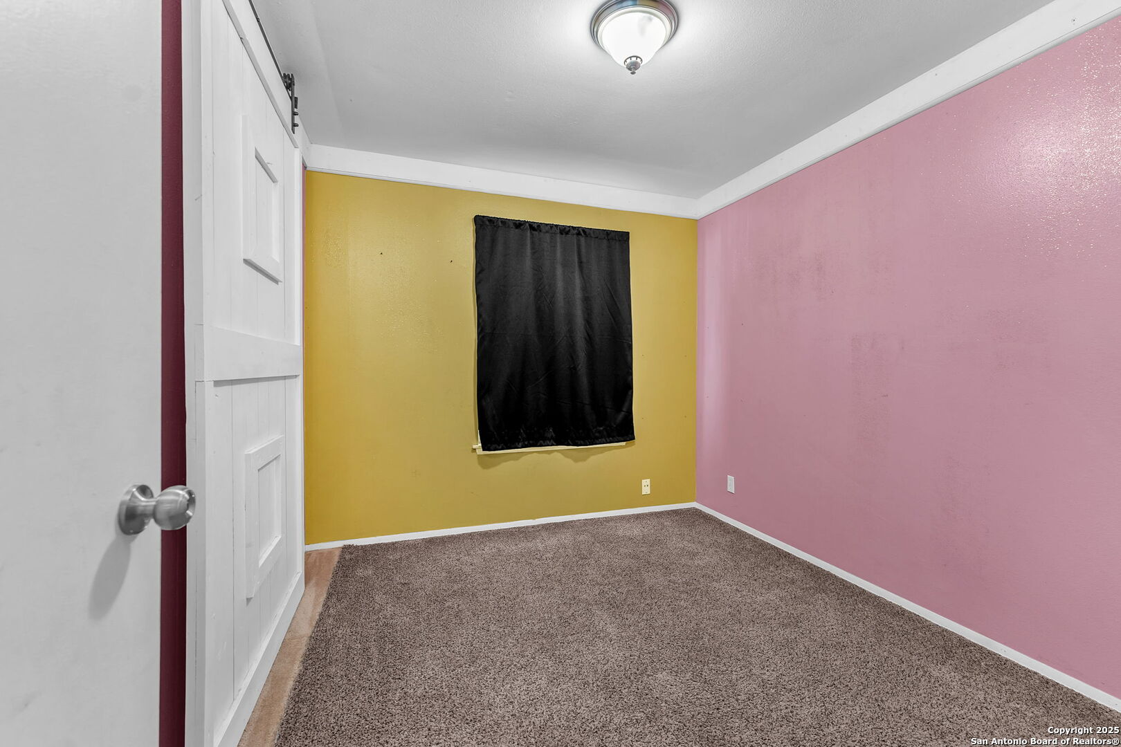 5022 Village Path San Antonio, TX 78218 - Photo 18 of 38