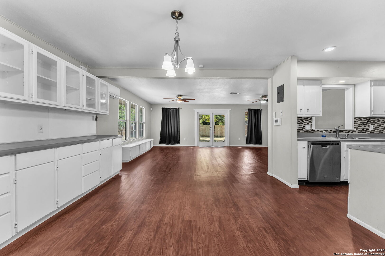 5022 Village Path San Antonio, TX 78218 - Photo 19 of 38