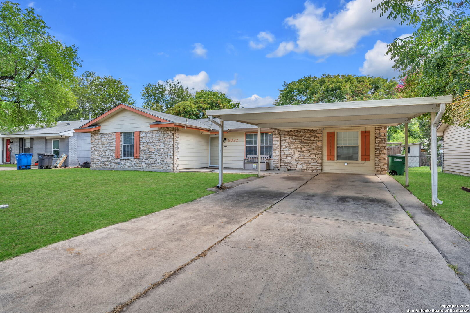5022 Village Path San Antonio, TX 78218 - Photo 3 of 38
