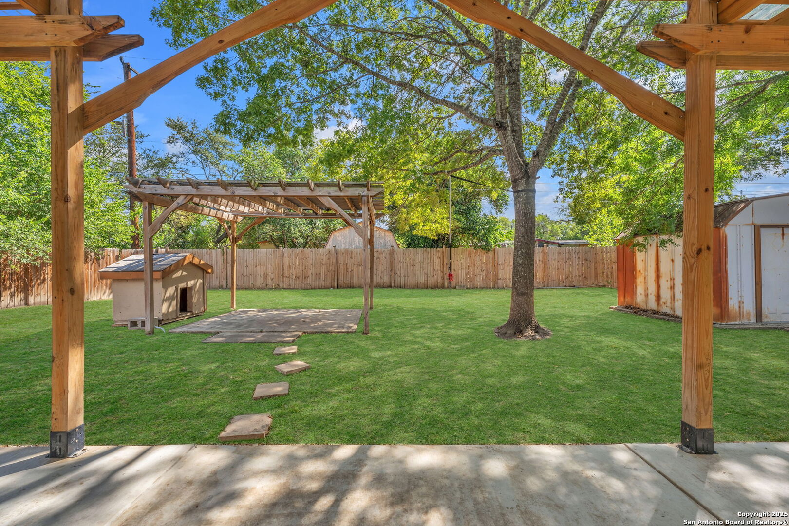 5022 Village Path San Antonio, TX 78218 - Photo 31 of 38