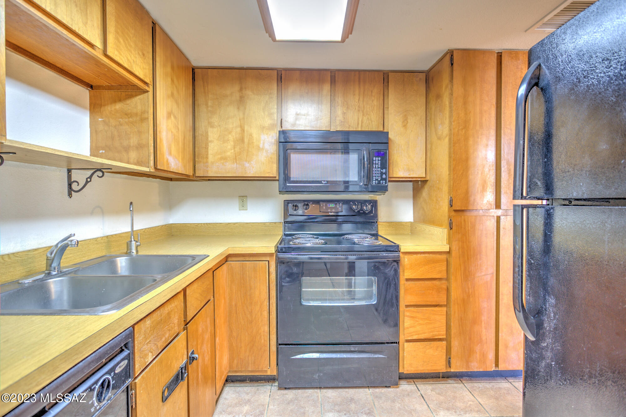 2787 West Anklam Road, Unit D Tucson, AZ 85745 - Photo 13 of 39