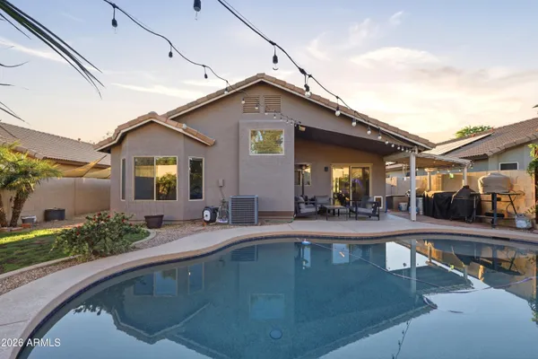 $530,000 | 661 North Joshua Tree Lane, Gilbert, AZ 85234