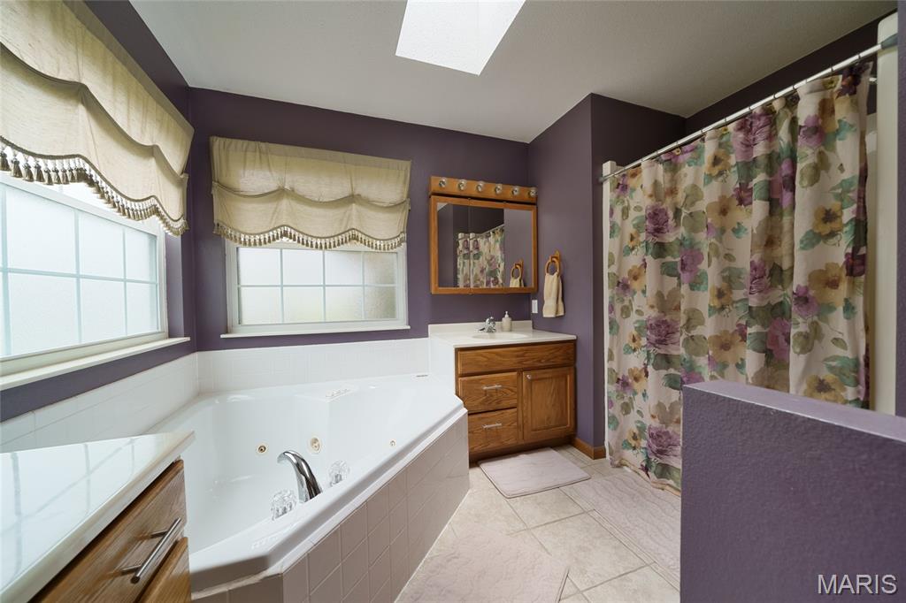 1282 Key W Drive Edwardsville, IL 62025 - Photo 18 of 39