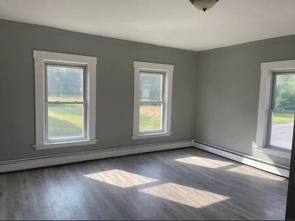 $2,000 | 93 Spruce Street, Unit 93, Winchendon, MA 01475