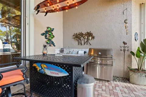 $1,450,000 | 271 Southwest Harbor View Drive, Palm City, FL 34990