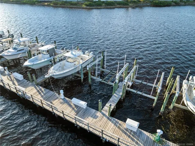 $1,450,000 | 271 Southwest Harbor View Drive, Palm City, FL 34990