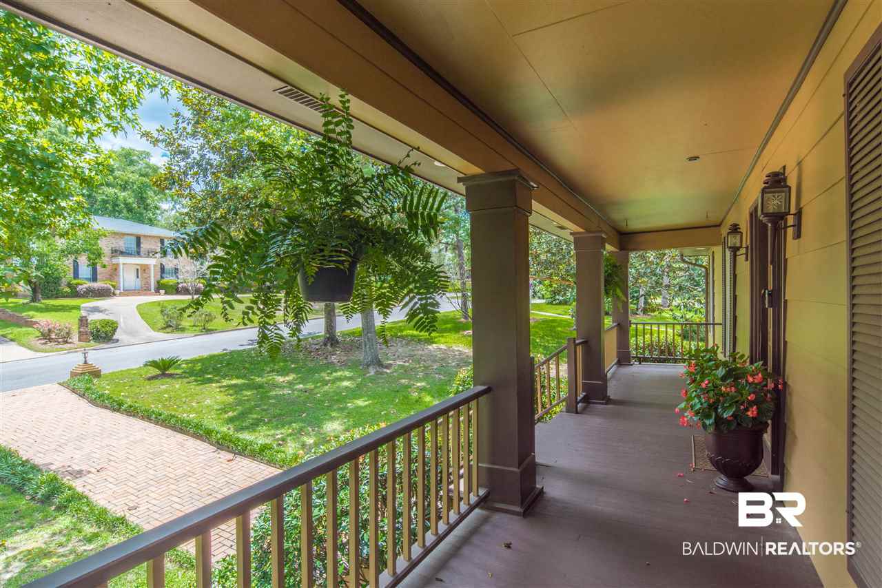 5766 Chester Court Mobile, AL 36609 - Photo 38 of 44 Front porch