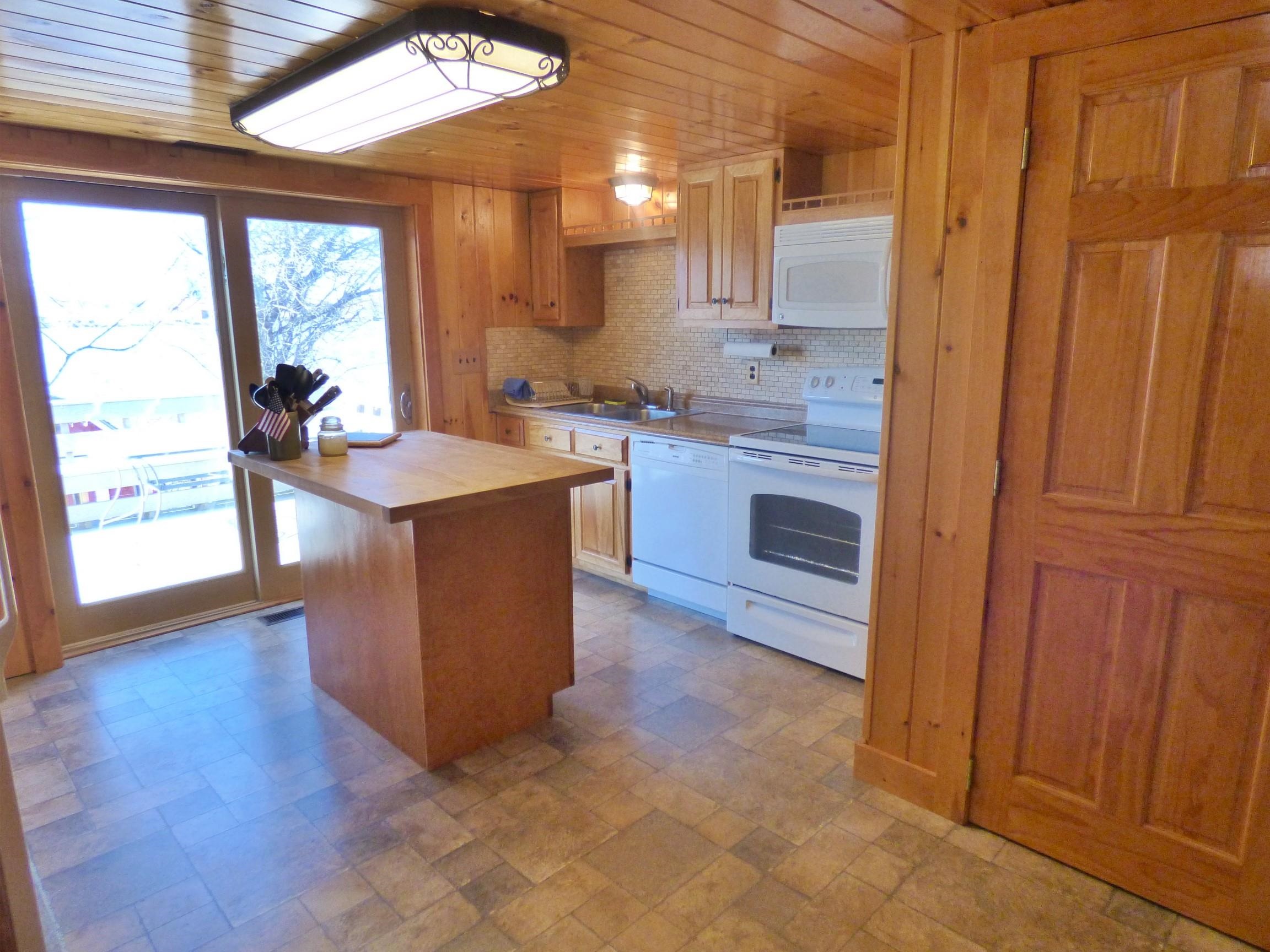 374 Glen Road Newport, VT 05855 - Photo 3 of 29 Gallery Image 3