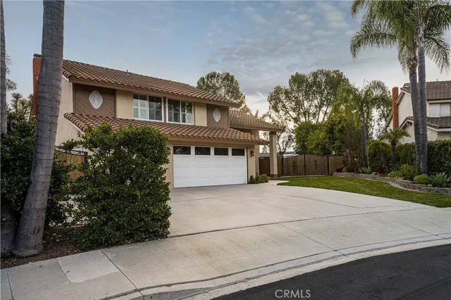 $1,599,999 | 4681 Avenida De Las Estrellas, Yorba Linda, CA 92886