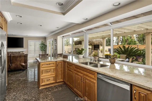 $1,599,999 | 4681 Avenida De Las Estrellas, Yorba Linda, CA 92886