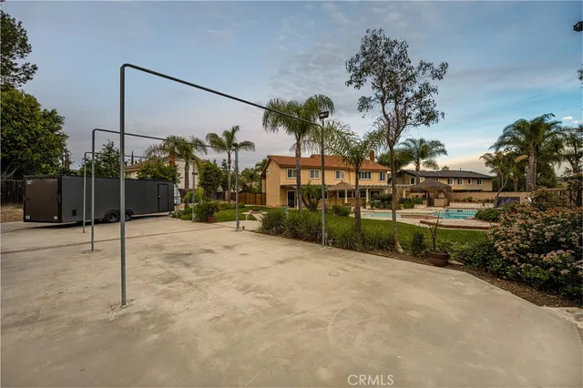 $1,599,999 | 4681 Avenida De Las Estrellas, Yorba Linda, CA 92886