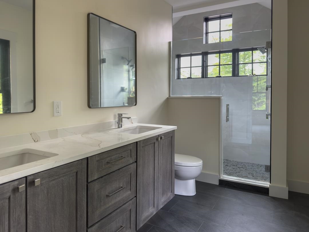 227 South Peak Road Lincoln, NH 03251 - Photo 17 of 54