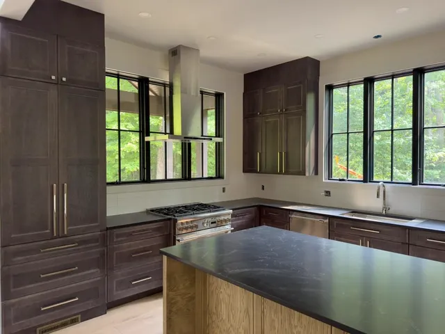 $2,499,000 | 227 South Peak Road, Lincoln, NH 03251