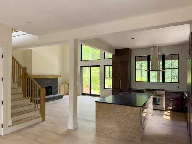 $2,499,000 | 227 South Peak Road, Lincoln, NH 03251