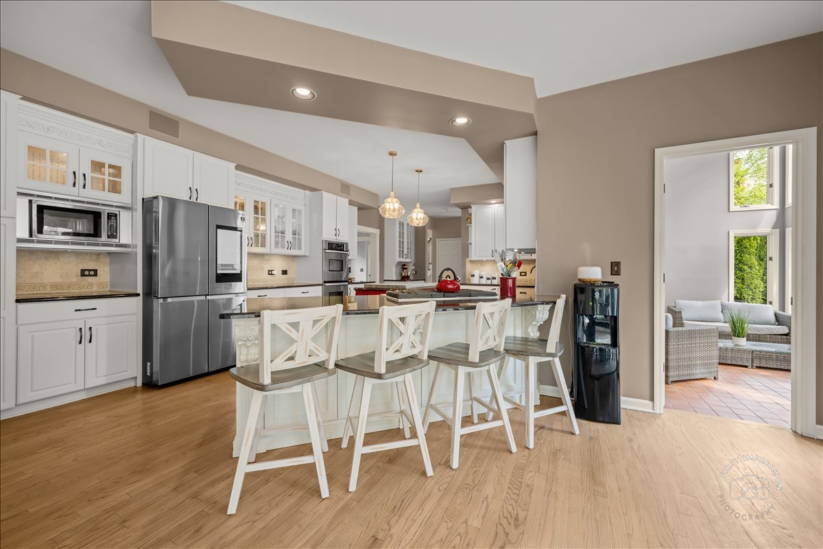 4N589 High Meadow Road St. Charles, IL 60175 - Photo 12 of 38