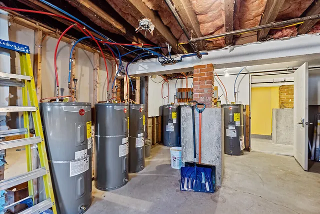 $559,000 | 22 Burrill Street, Fairfield, ME 04937