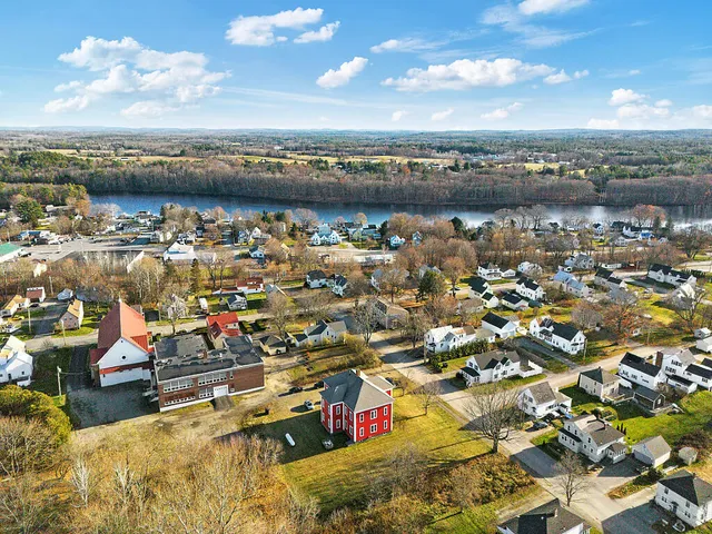 $559,000 | 22 Burrill Street, Fairfield, ME 04937