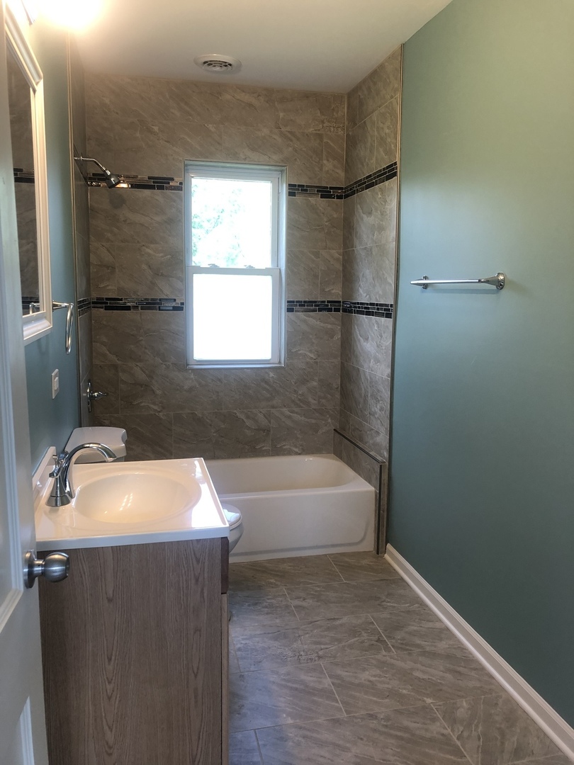 1709 Maple Road Joliet, IL 60432 - Photo 26 of 28