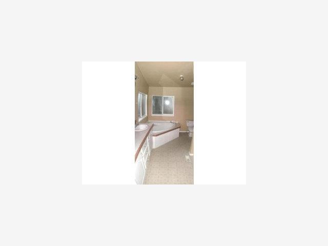 458 Bejay Avenue, Unit 32 Santa Rosa, CA 95407 - Photo 8 of 8 Gallery Image 8